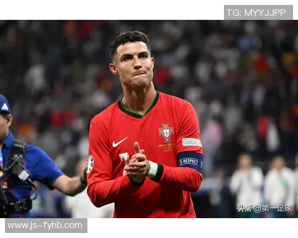 全球足球球星综合素质排名分析揭示顶级球员表现与差距 全球足球球星综合素质排名分析揭示顶级球员表现与差距