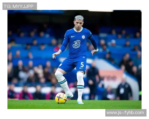 德国足球历史最佳球员排名回顾与分析:传奇球星们的荣耀岁月 德国足球历史最佳球员排名回顾与分析:传奇球星们的荣耀岁月