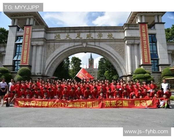 深圳小足球星崛起 未来之星激励少年奋勇拼搏追逐梦想 深圳小足球星崛起 未来之星激励少年奋勇拼搏追逐梦想